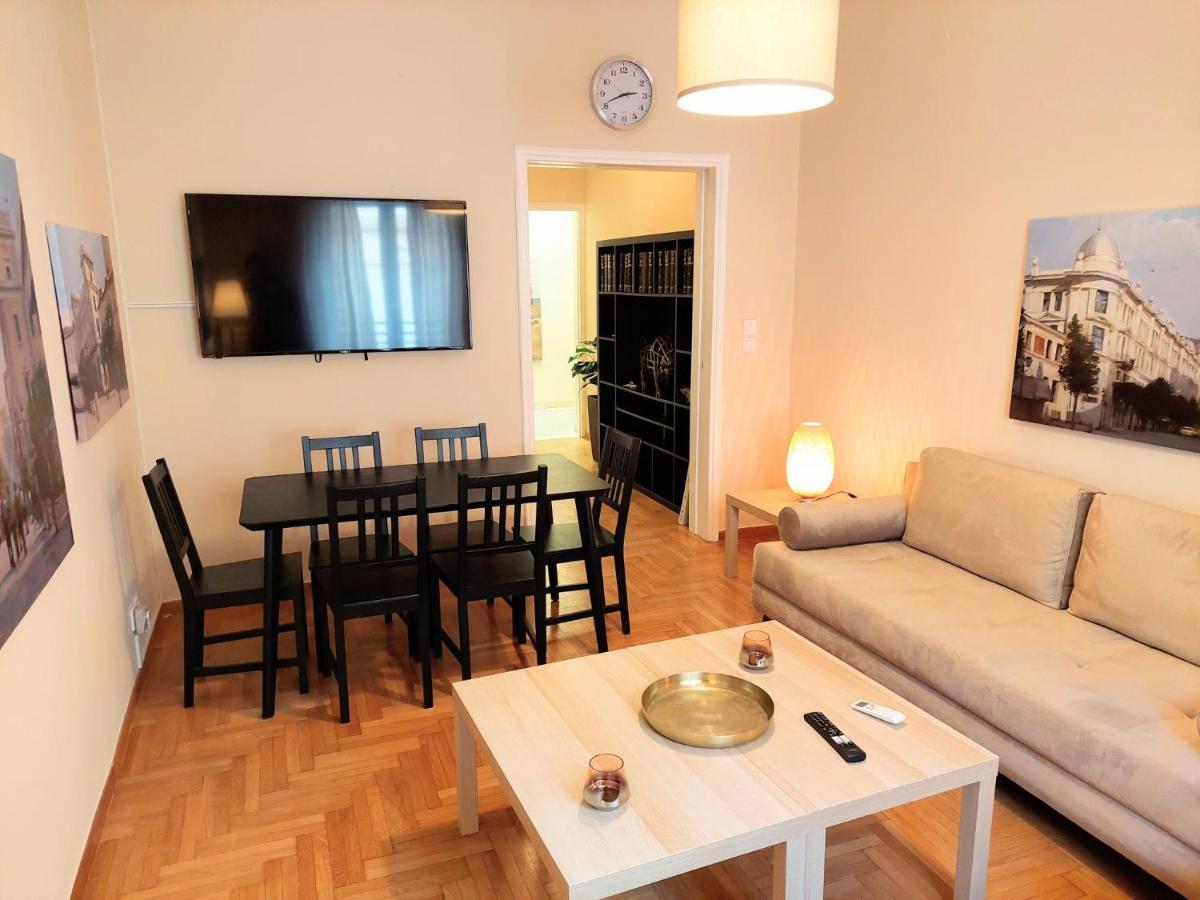 Grand Apartment In Parliament Square Atena Exterior foto