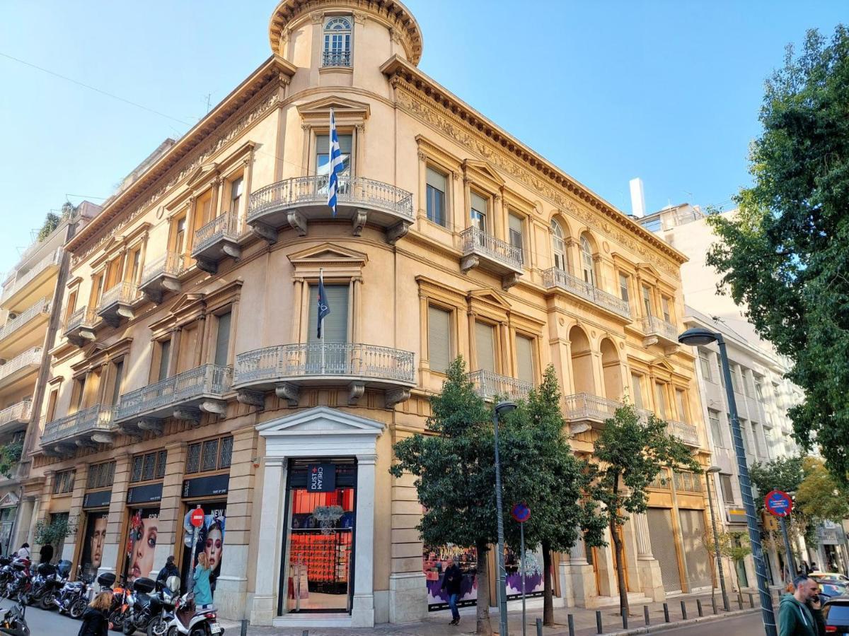 Grand Apartment In Parliament Square Atena Exterior foto