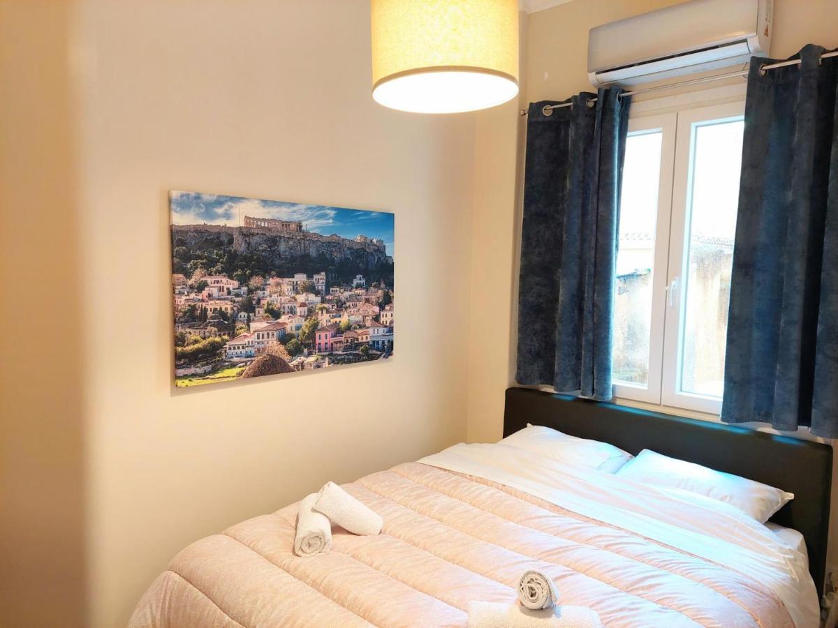 Grand Apartment In Parliament Square Atena Exterior foto